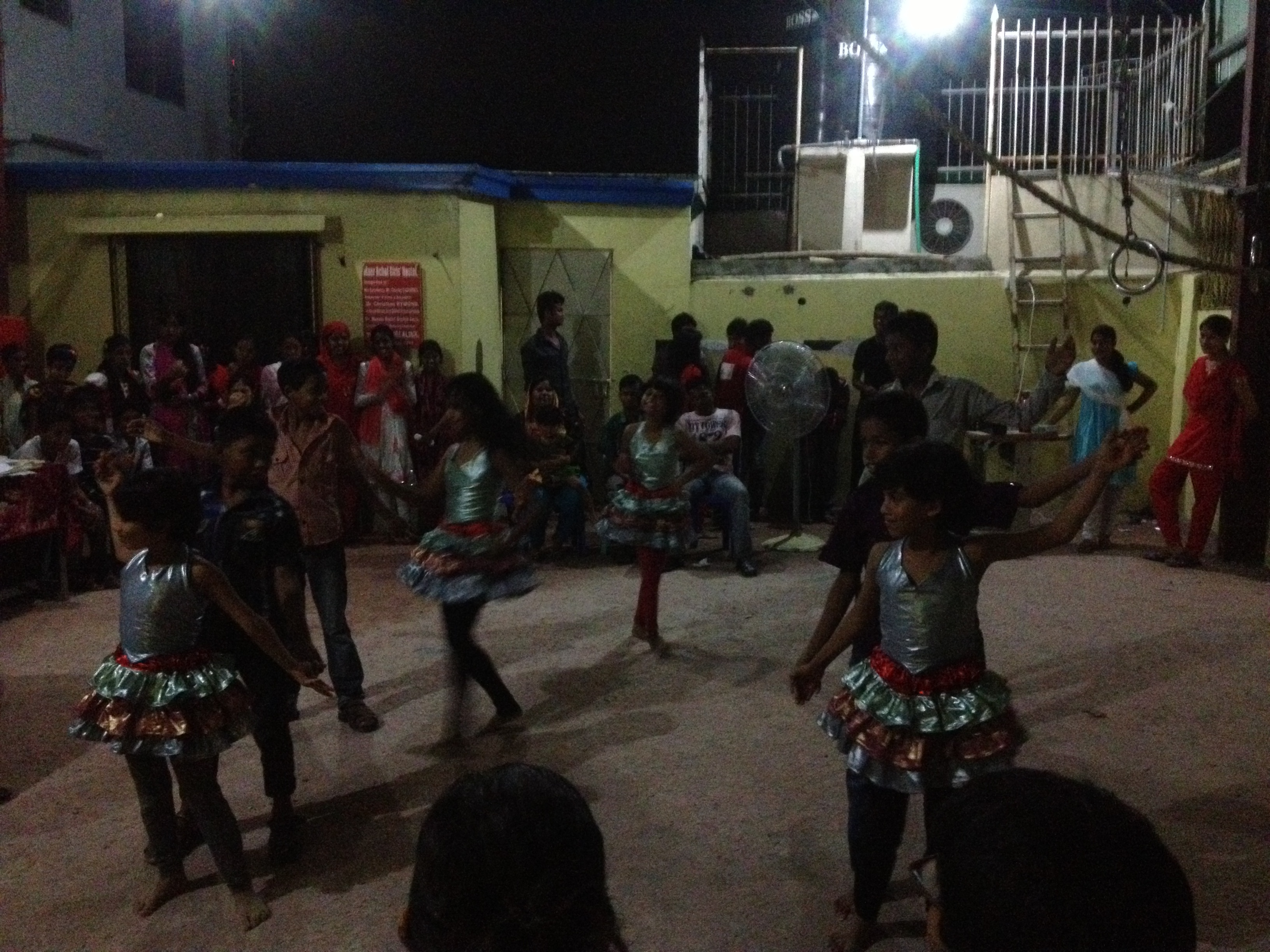 Kids dancing